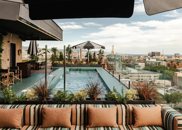 The Social Hub Barcelona Poblenou Extended Stay